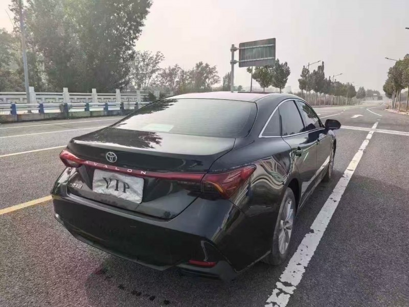 郑州25年丰田亚洲龙8