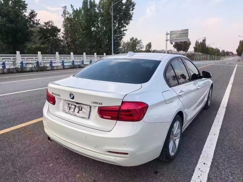 郑州18年宝马3系8