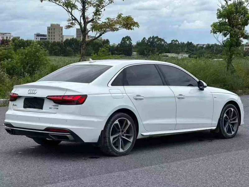 深圳21年奥迪A4L7