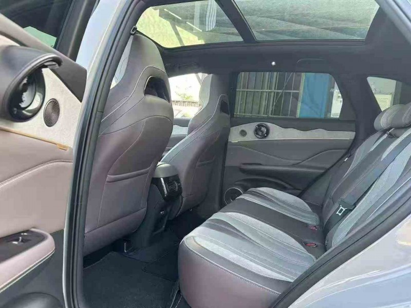 深圳24年比亚迪护卫舰7