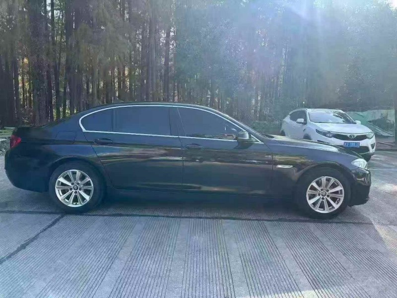 湖州17年宝马5系8