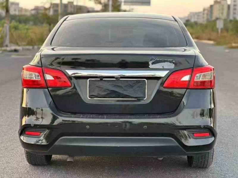 汕头21年日产轩逸4