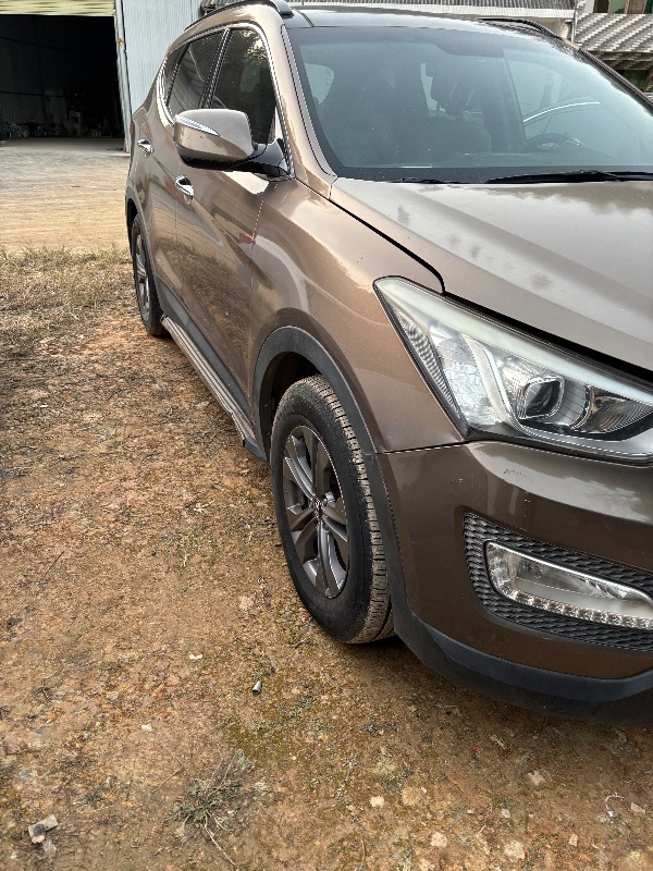 长沙13年现代新胜达5