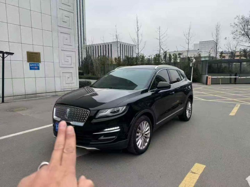 枣庄19年林肯MKC2