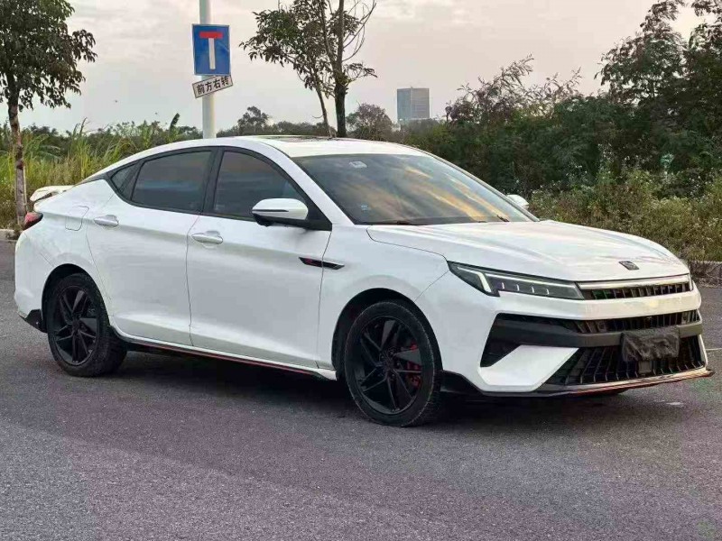 深圳23年江淮思皓2