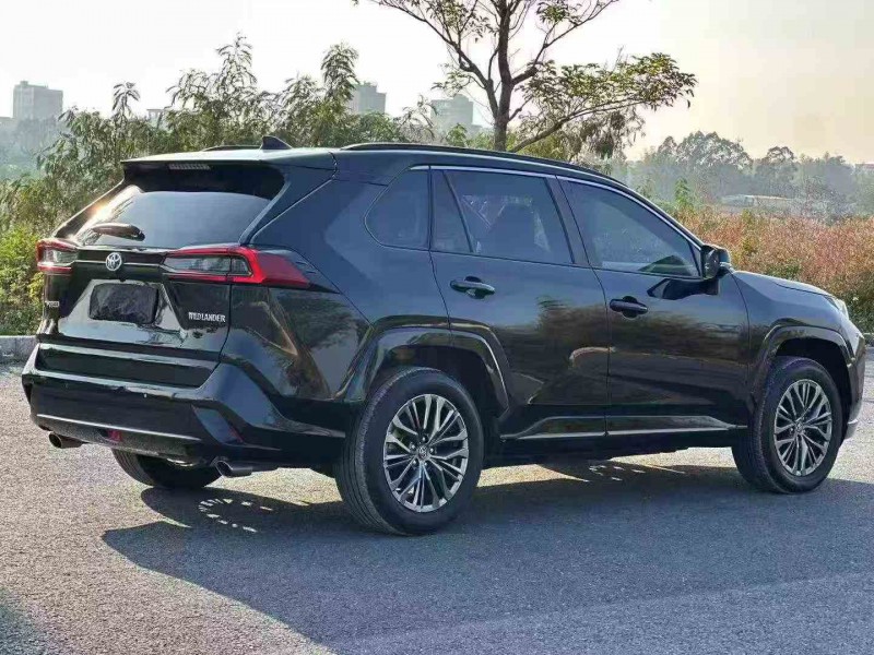 揭阳25年丰田威兰达2