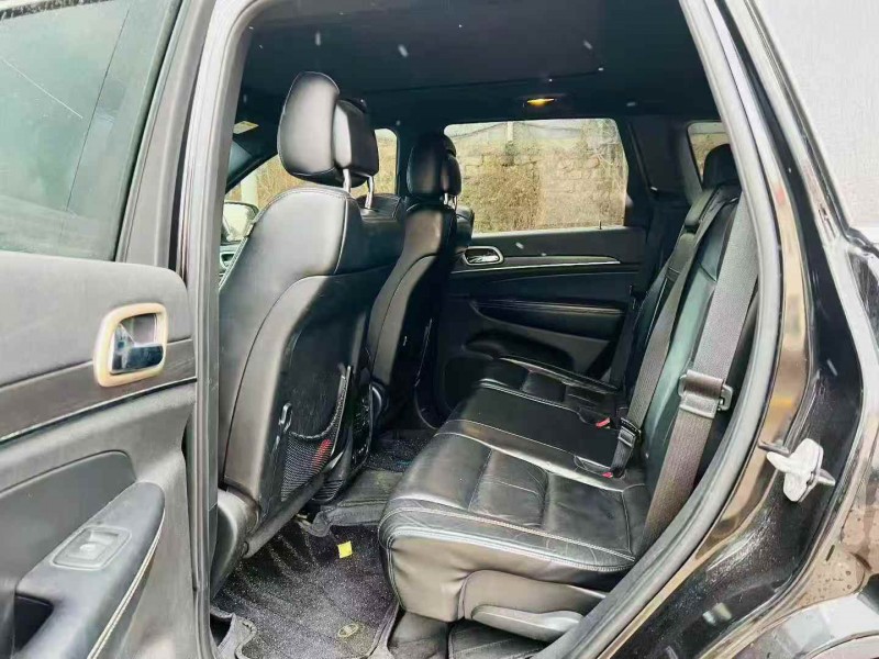 枣庄16年Jeep大切诺基5