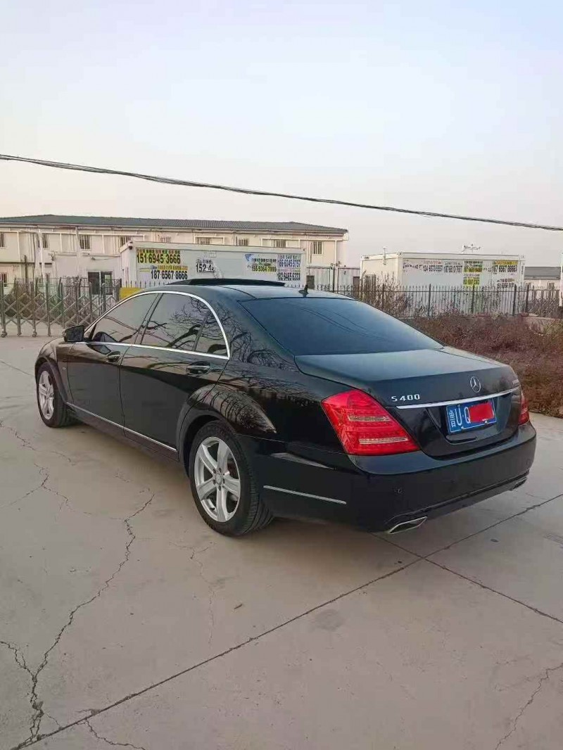 东营11年奔驰S7