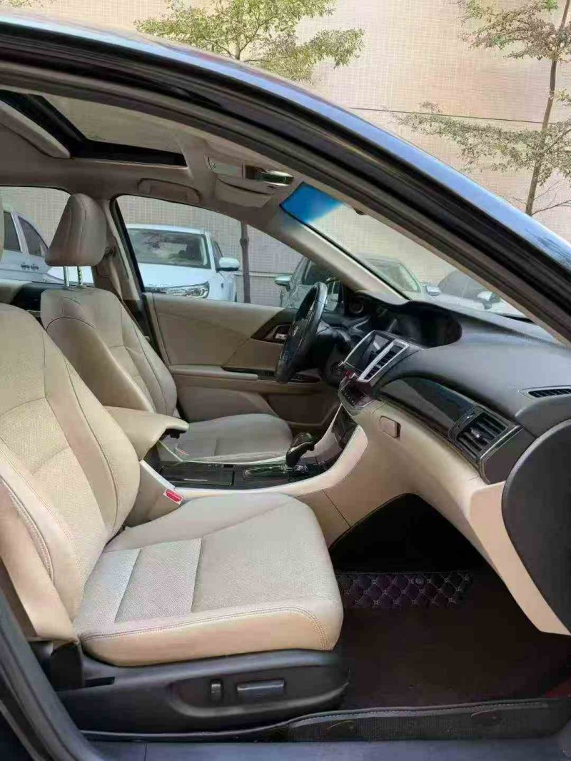 汕头15年本田雅阁7