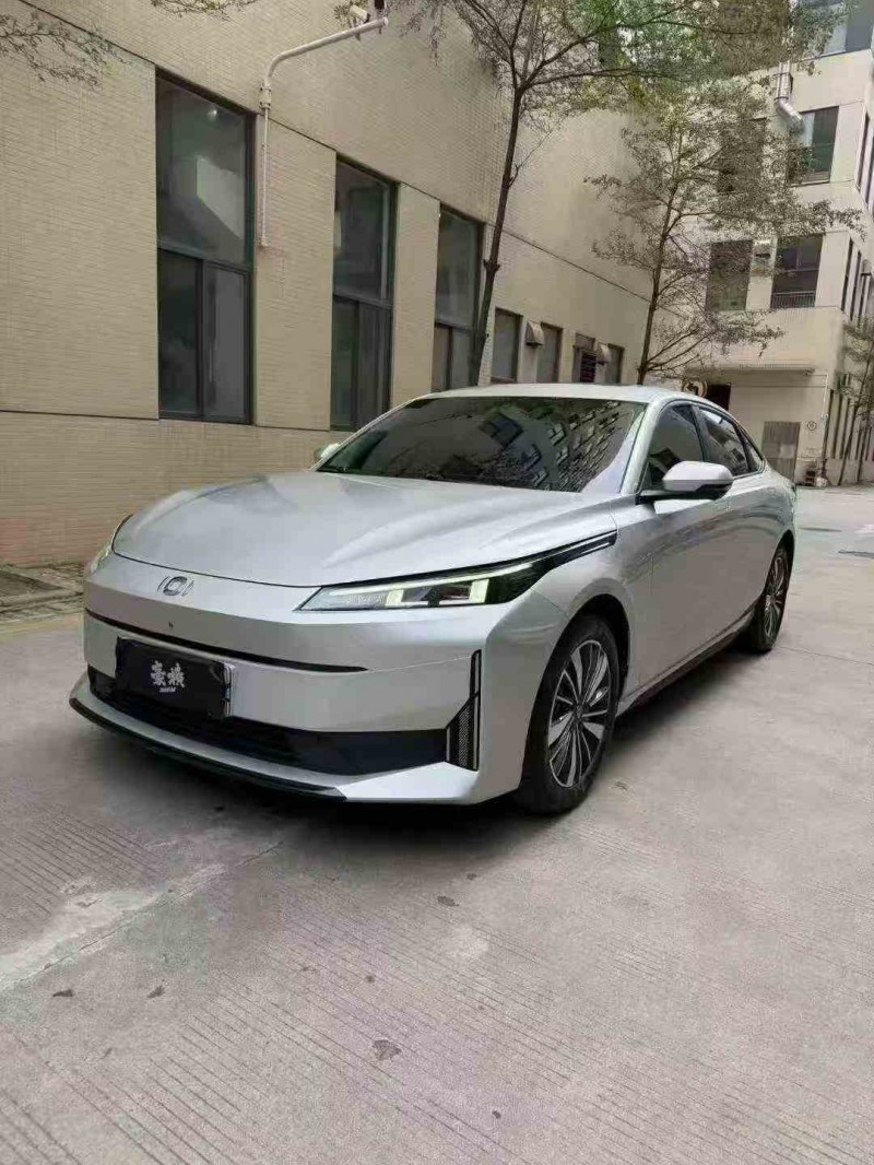 汕头24年长安汽车启源3