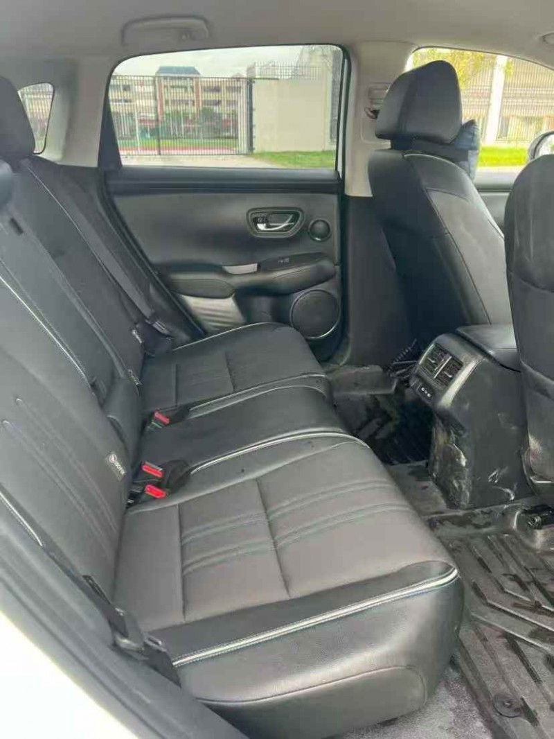 新余23年本田HRV4