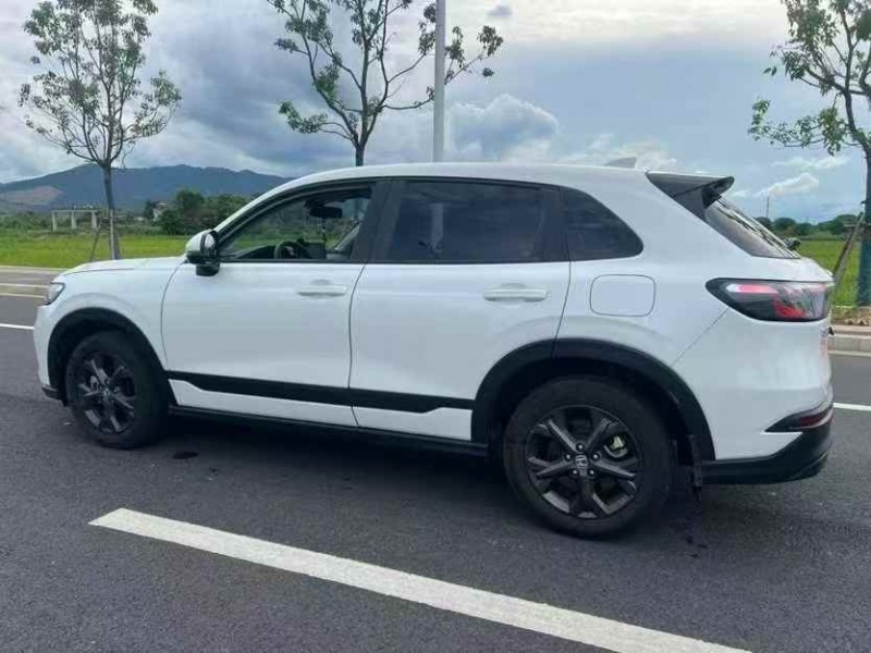 新余23年本田HRV8
