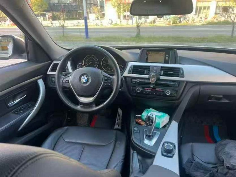 吉安15年宝马3系4