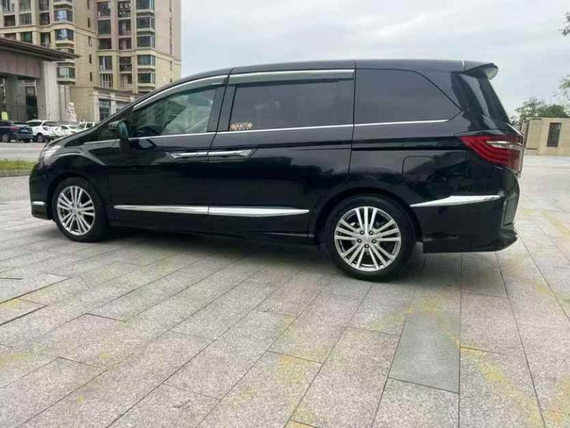 新余17年本田艾力绅8