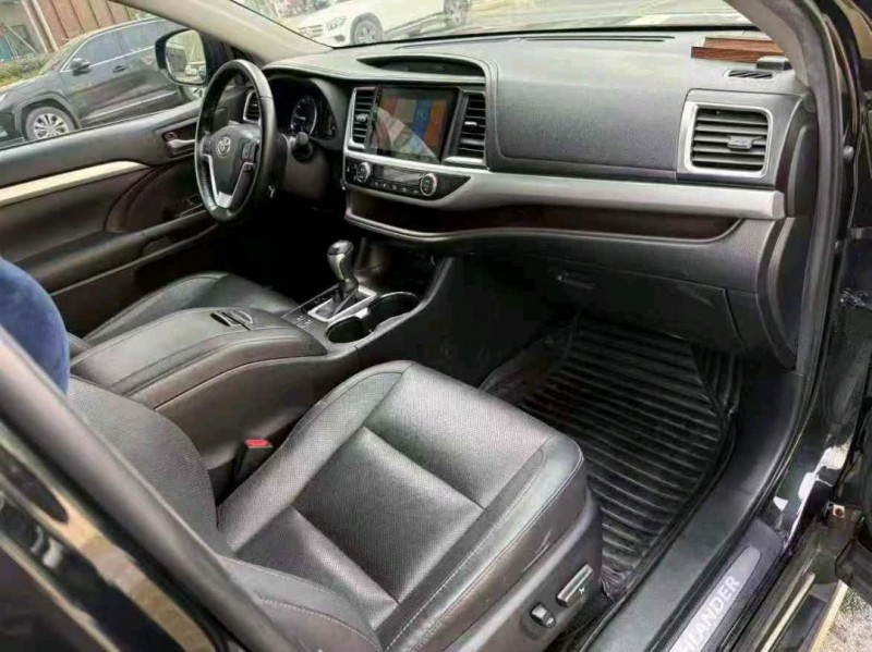 荆门20年丰田汉兰达7