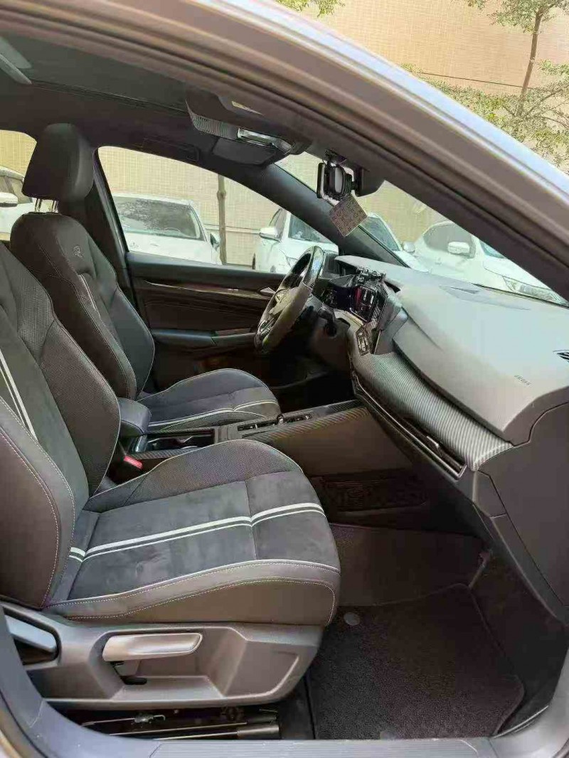 佛山22年大众高尔夫7