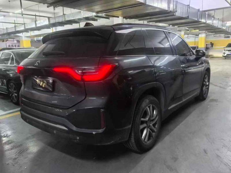 黄石22年蔚来ES67