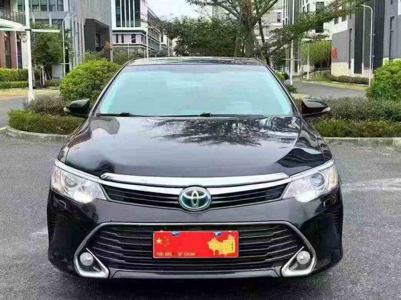 江门17年丰田凯美瑞1