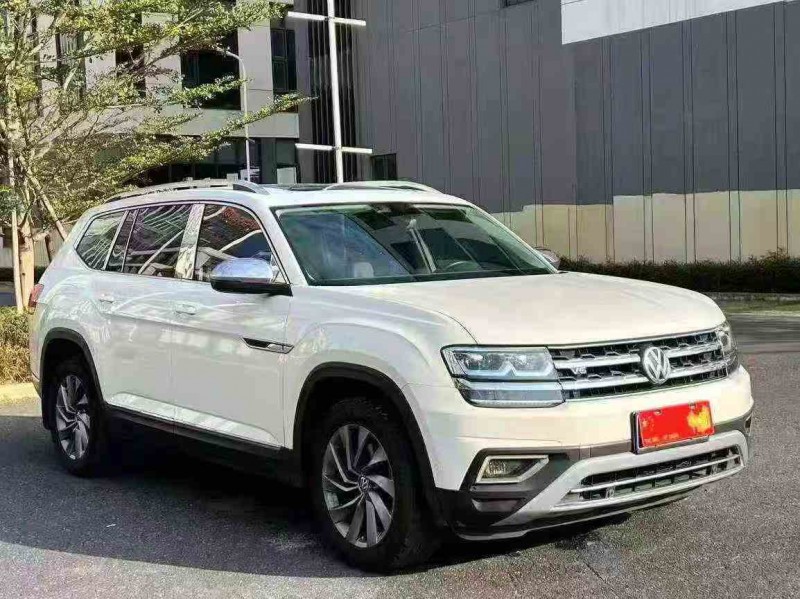 中山17年大众途昂2