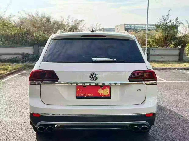 中山17年大众途昂5