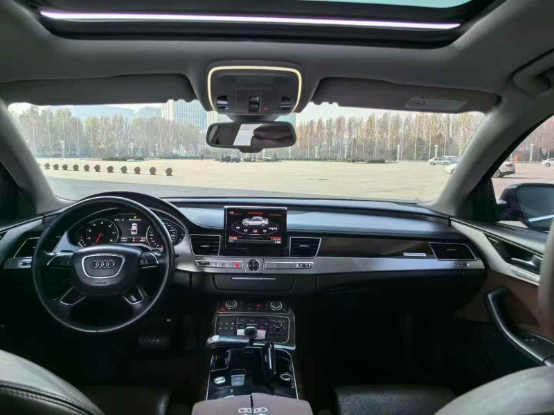 邯郸16年奥迪A8L2