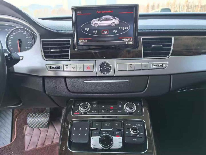 邯郸16年奥迪A8L4
