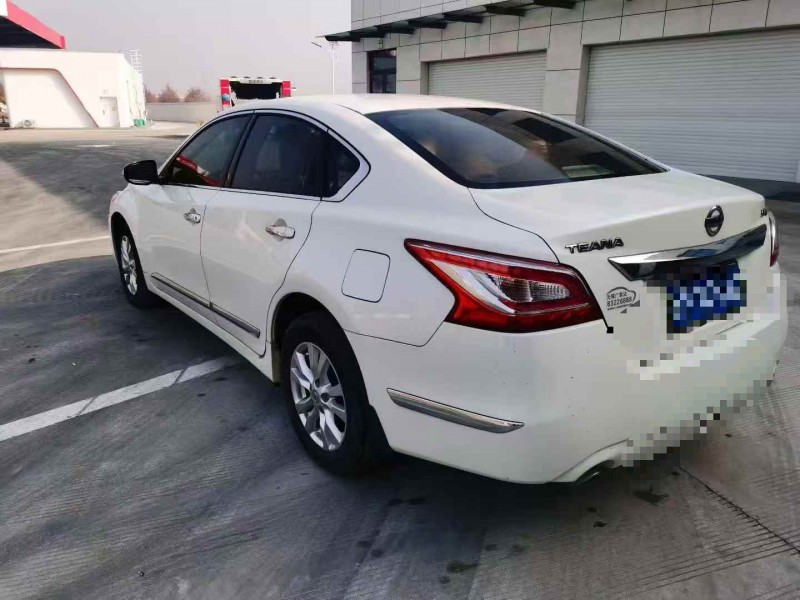 南通13年日产天籁8