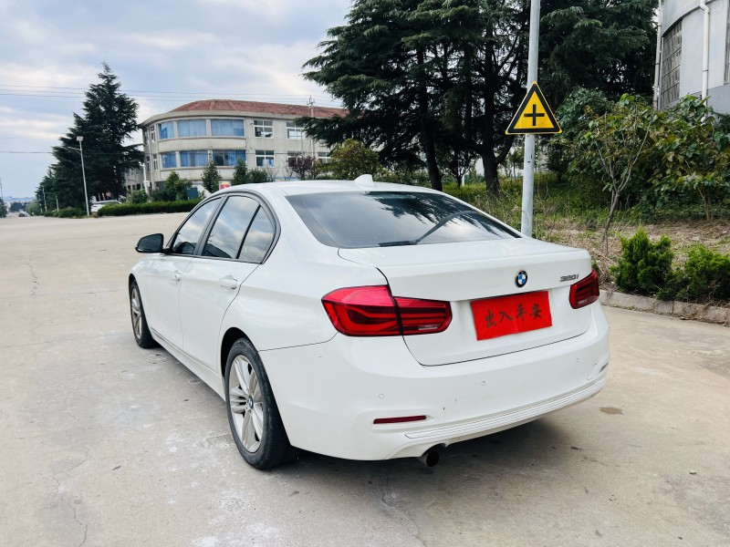 威海16年宝马3系8