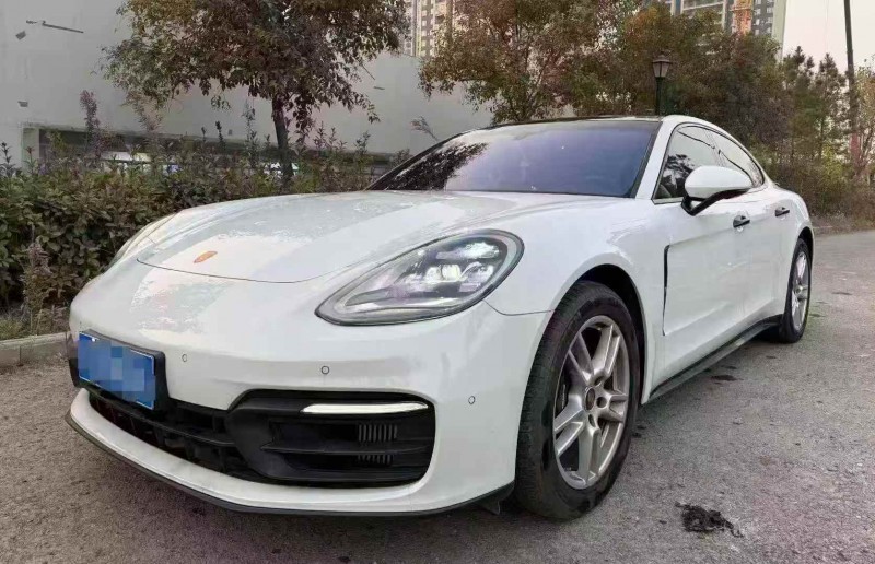 十堰22年保时捷帕拉梅拉2