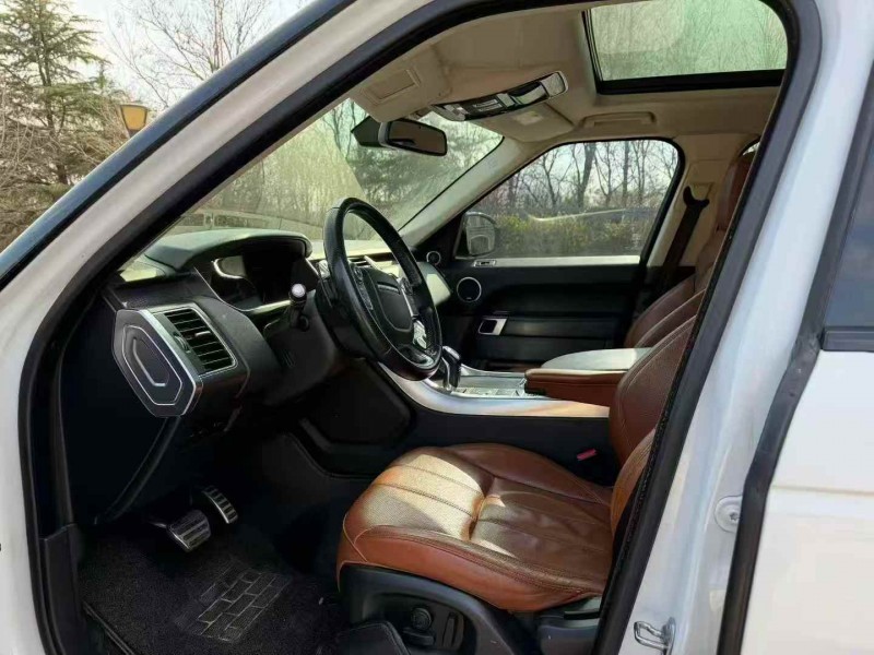 青岛15年路虎揽胜运动5