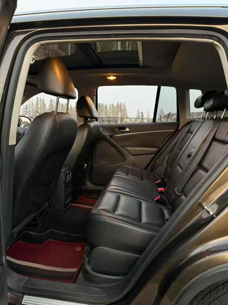 嘉兴14年大众途观6