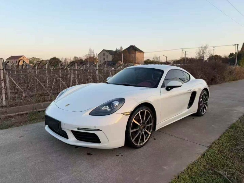 温州18年保时捷7182