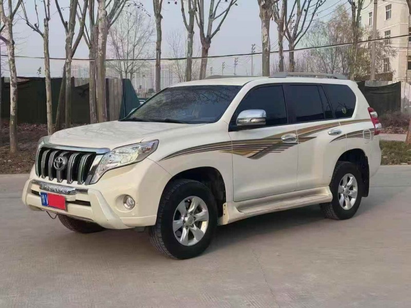 安阳17年丰田普拉多2