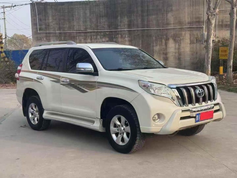 安阳17年丰田普拉多3