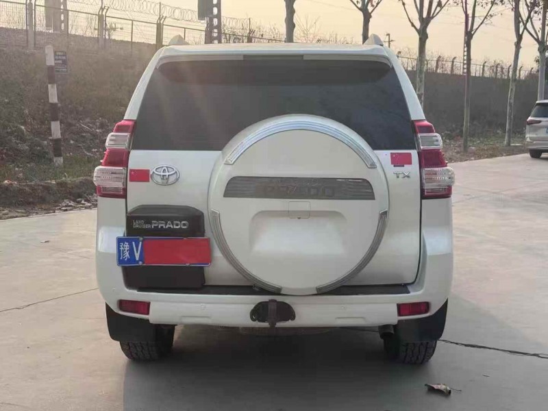 安阳17年丰田普拉多9
