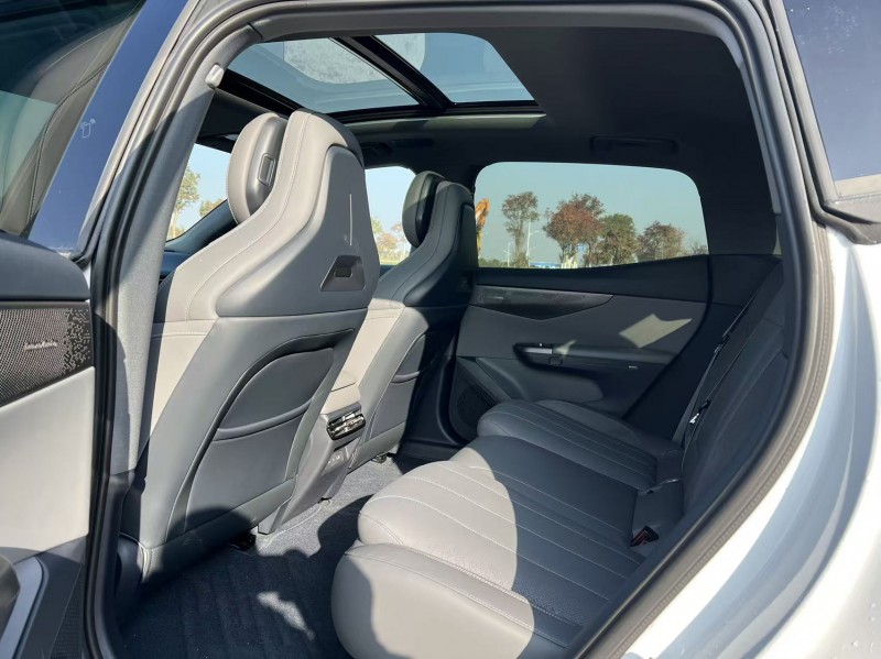 盐城25年领克074