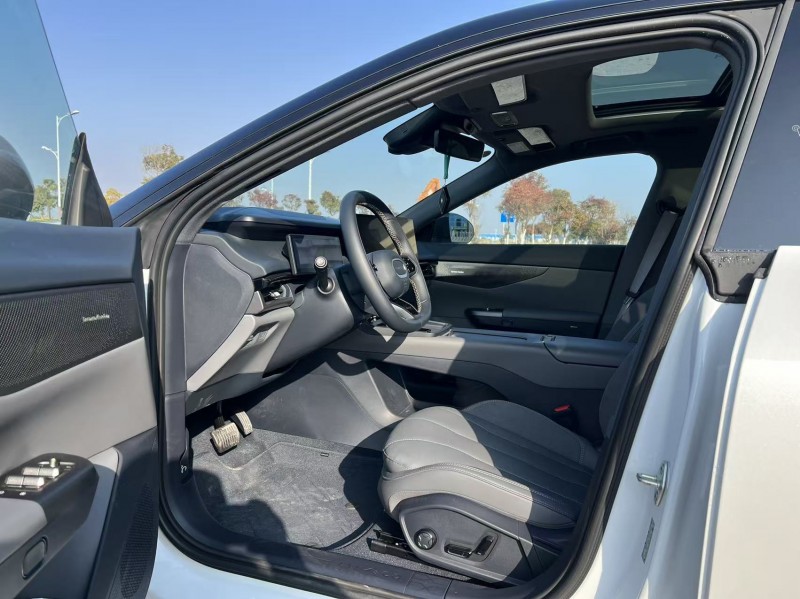 盐城25年领克075