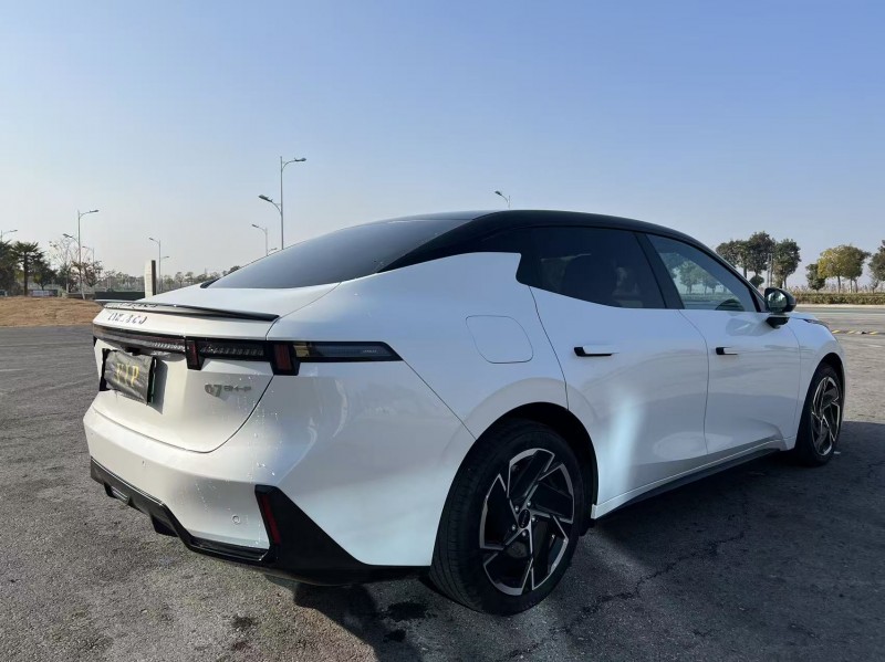 盐城25年领克079