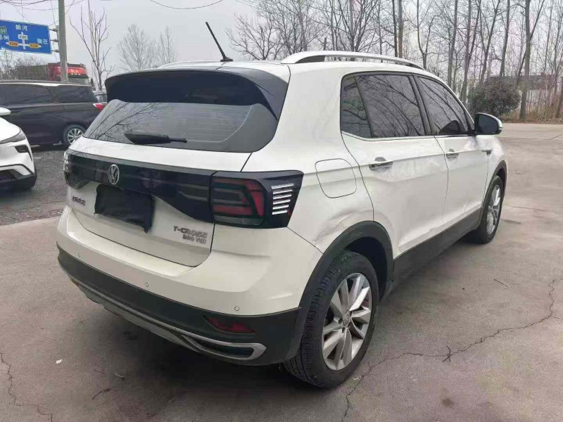 徐州20年大众途铠8