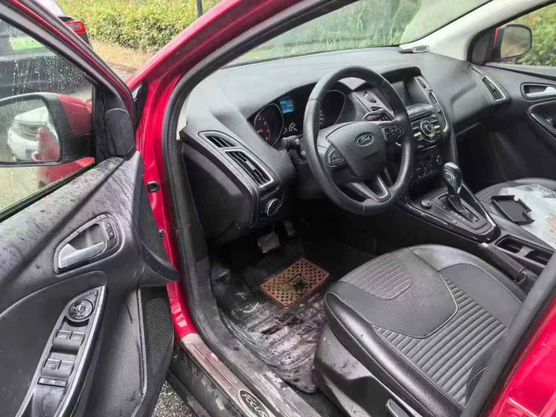 荆门16年福特福克斯5