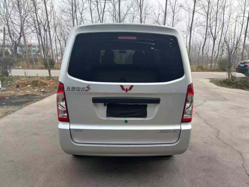 徐州24年五菱汽车宏光9