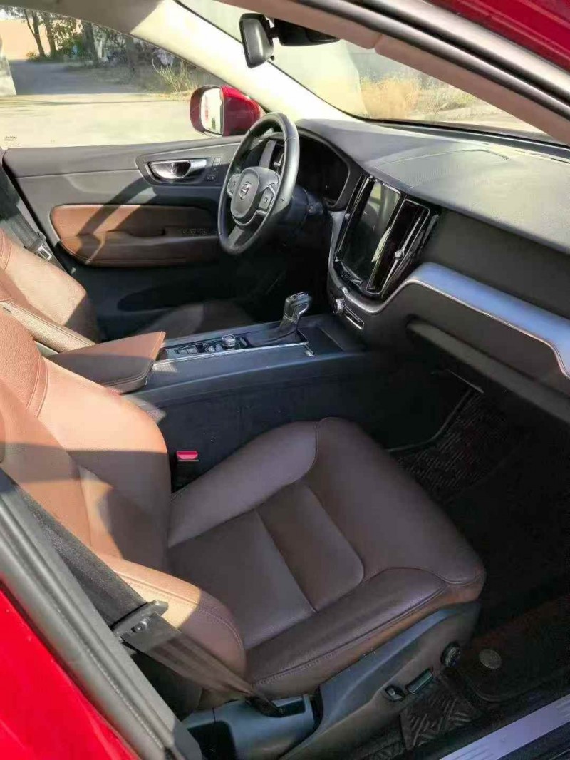 潍坊22年沃尔沃XC605