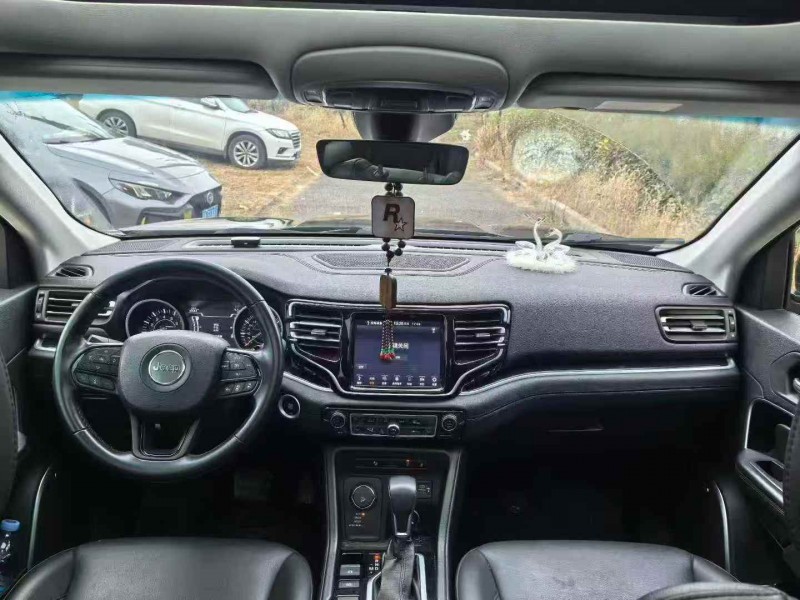 孝感21年Jeep指挥官6