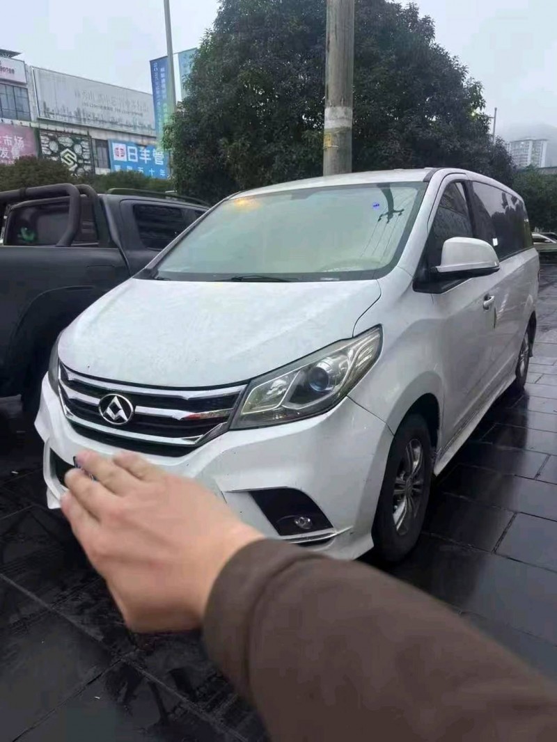 重庆18年大通G102