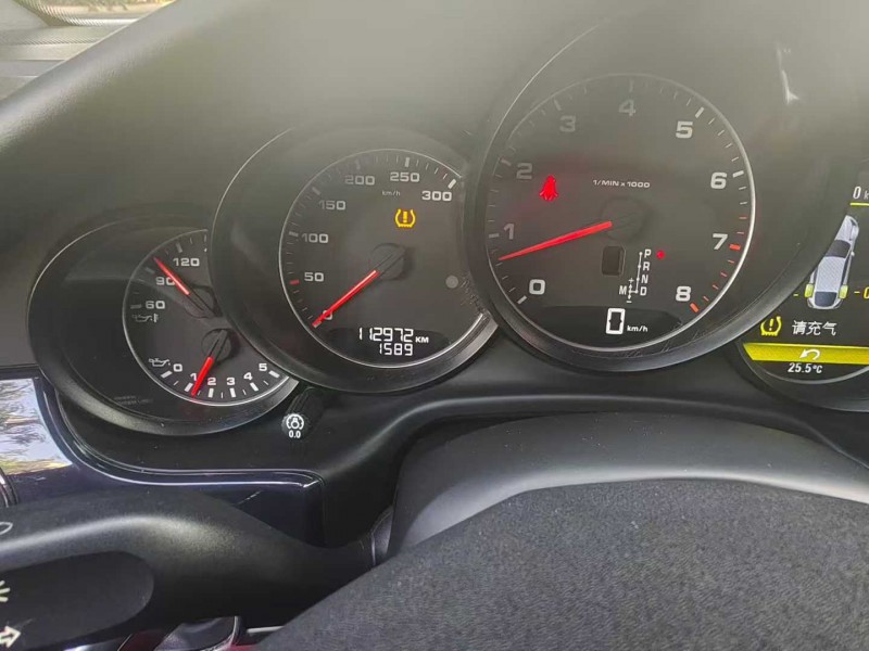 宁波15年保时捷帕拉梅拉8