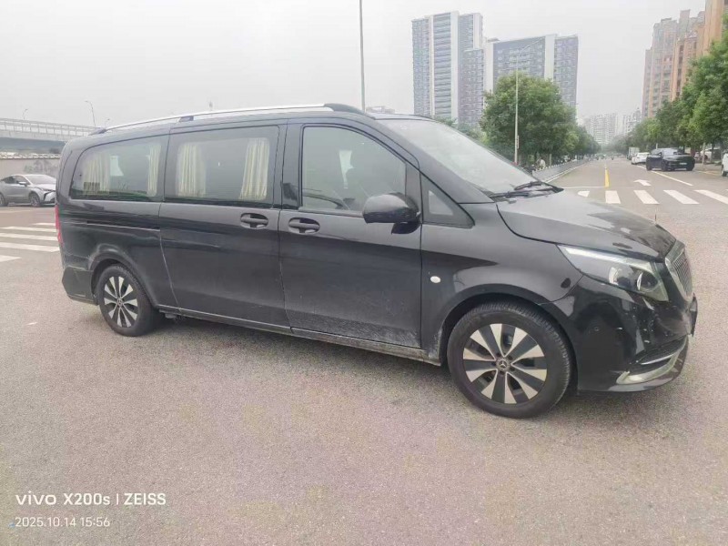 宁波21年奔驰威霆2