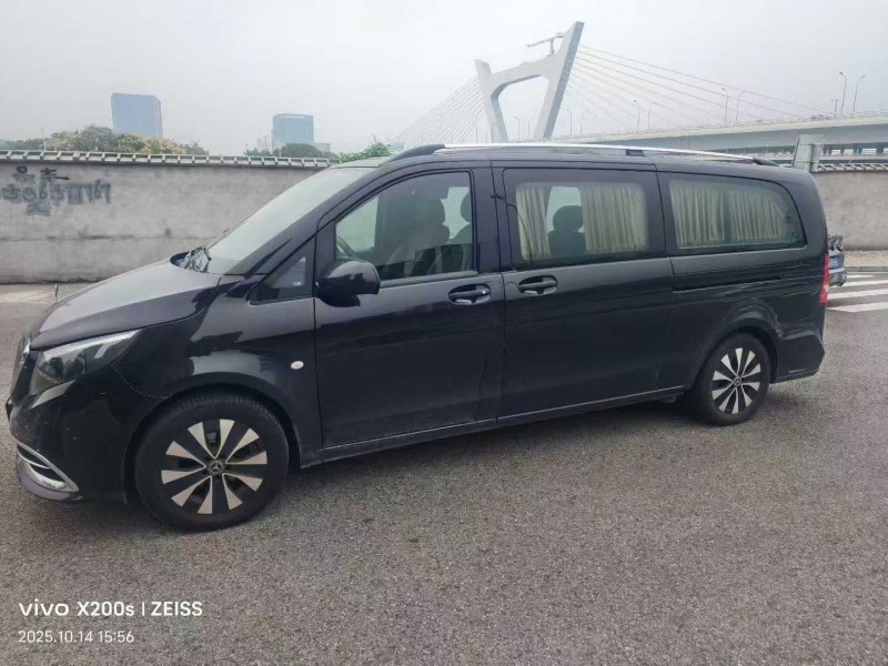 宁波21年奔驰威霆3