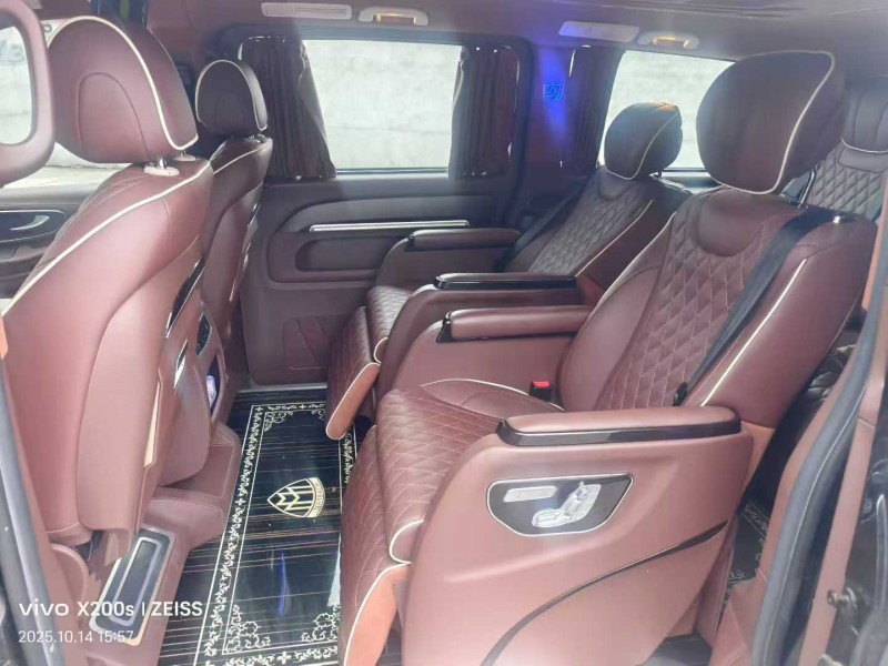 宁波21年奔驰威霆5