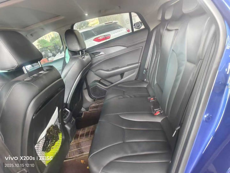 宁波21年红旗H55