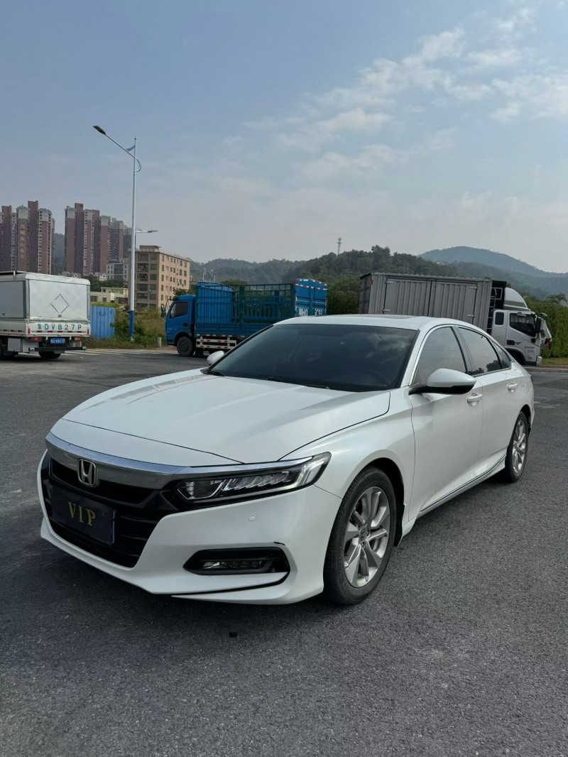 云浮19年本田雅阁6